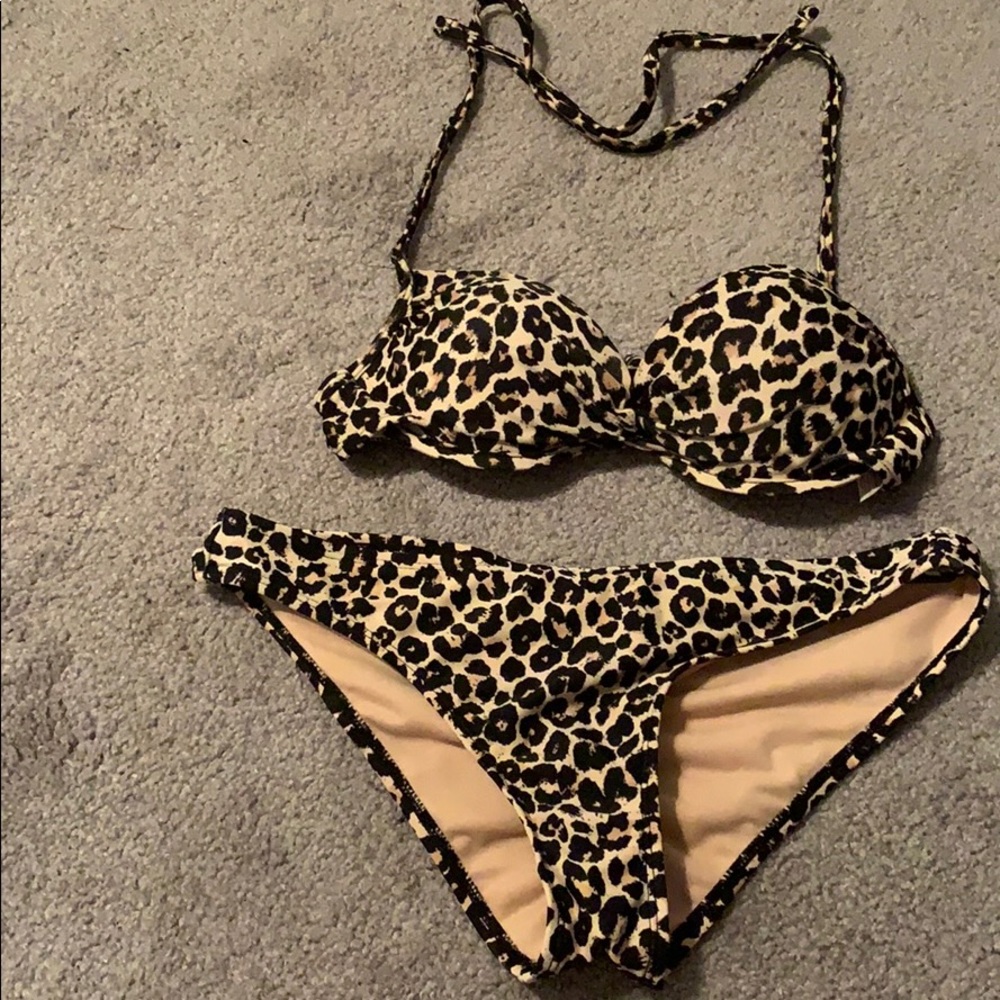 Bathing suit